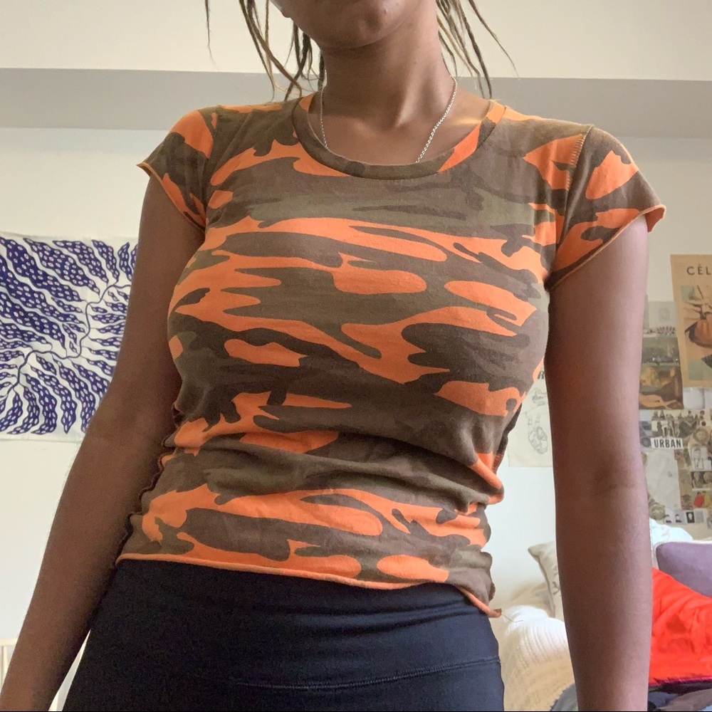 Giselle Tuna Orange Camo Tee
